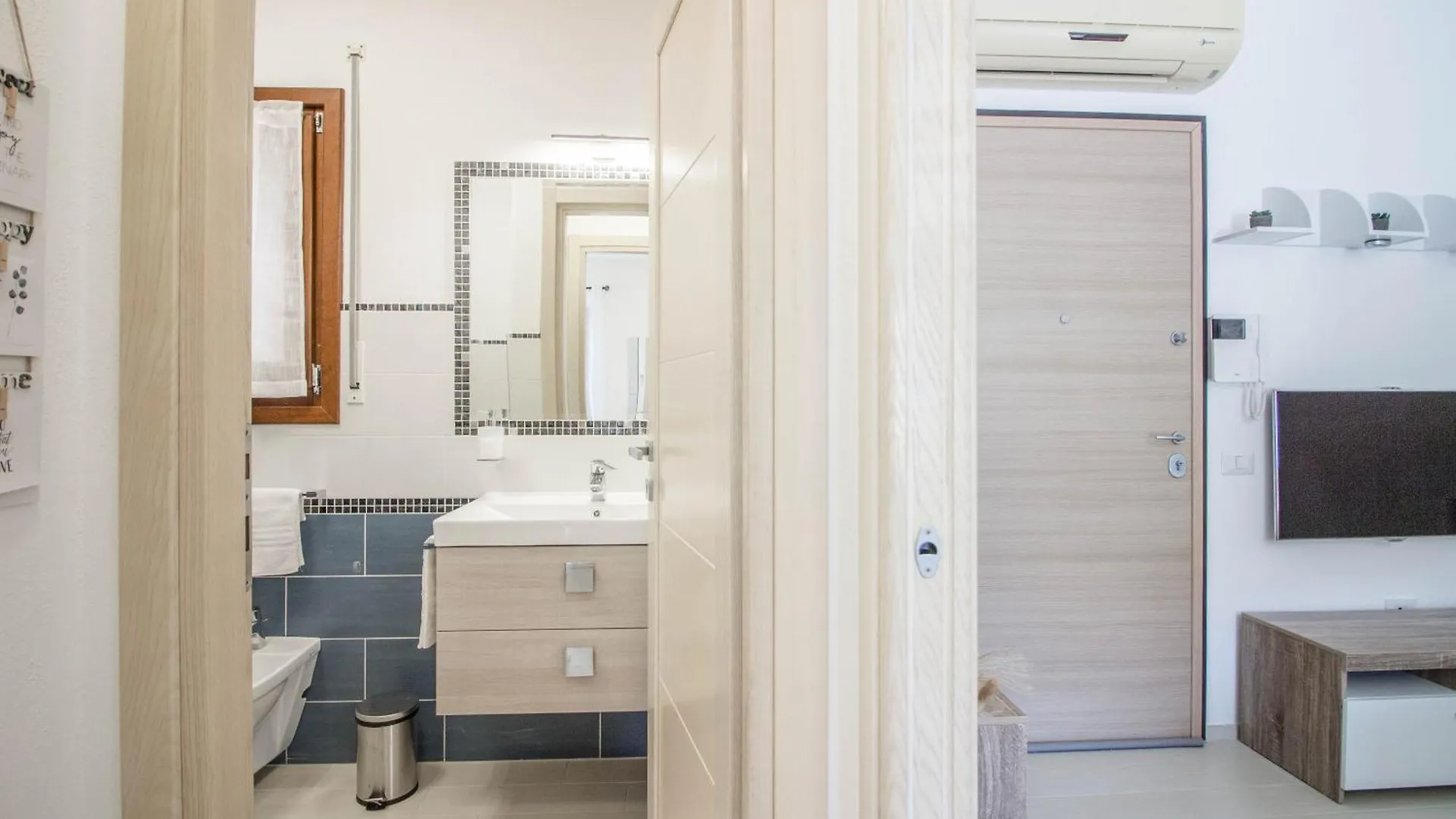 Cozy Apartment With Terrace Near The Airport! Olbia