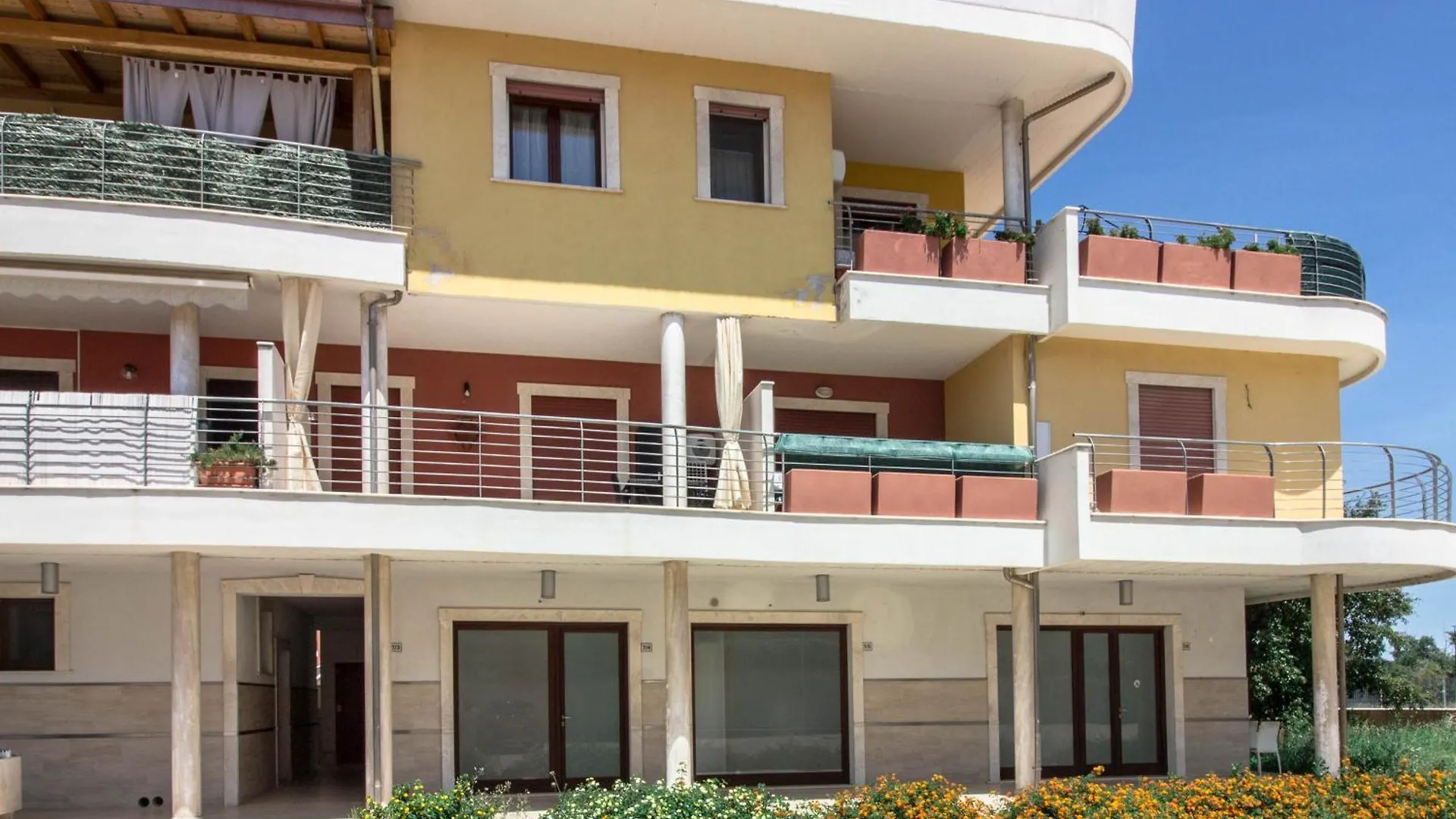 Cozy Apartment With Terrace Near The Airport! Olbia